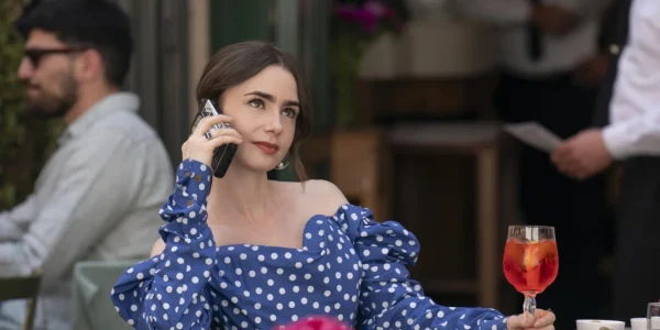 H Emily in Paris στη Μύκονο: Πότε αρχίζουν τα γυρίσματα και σε ποιες τοποθεσίες