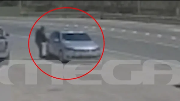 Ελευθερία Γιακουμάκη: Βίντεο ντοκουμέντο με τις κινήσεις του 39χρονου μετά τη δολοφονία – Τα παραπλανητικά μηνύματα στον αδερφό της