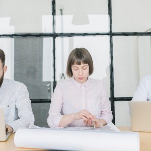 Έρευνα του ΟΟΣΑ για το brain gain στην Ελλάδα: Αυξάνονται οι επιστροφές από το εξωτερικό -Τι ισχύει με τη διασπορά