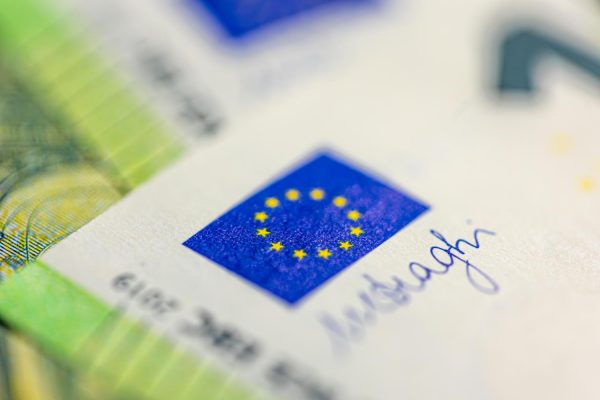 Eurostat: Στο 2,9% το δημοσιονομικό έλλειμμα της ευρωζώνης το 2025