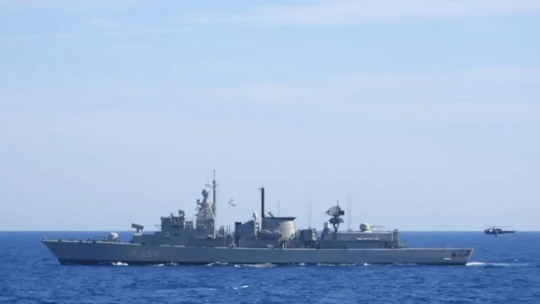 Η φρεγάτα «Έλλη» με το anti-drone σύστημα «ΚΕΝΤΑΥΡΟΣ» στην Κύπρο