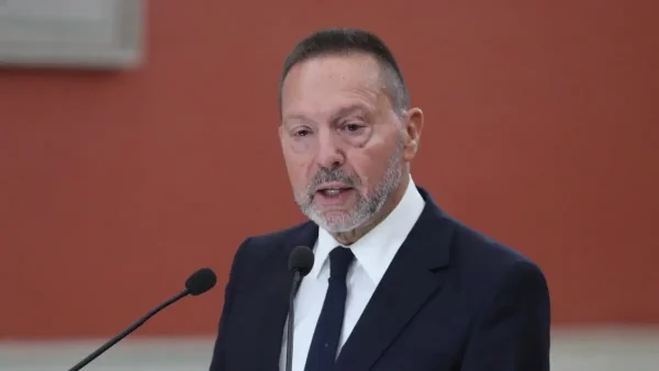 Γιάννης Στουρνάρας για πρόωρες εκλογές: «Θα ήταν ένα τεράστιο λάθος εν μέσω πολέμου»