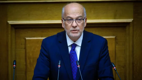 Γιώργος Φλωρίδης: Ευσεβείς πόθοι ότι ο Μητσοτάκης απομονώνεται – Ο Άρειος Πάγος αποφασίζει για τη θητεία της Παπανδρέου
