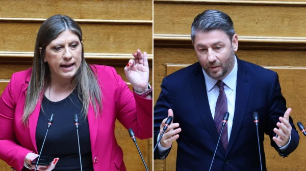 Μπάχαλο στην Βουλή: ΠΑΣΟΚ και Πλεύση Ελευθερίας επιτέθηκαν από κοινού στην κυβέρνηση για να αλληλοκαταγγελθούν στην συνέχεια