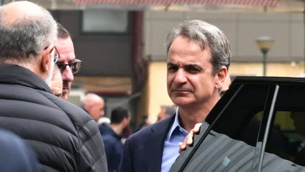 Στον «Ευαγγελισμό» για 3η φορά ο Κυριάκος Μητσοτάκης προκειμένου να ενημερωθεί για την υγεία του Γιώργου Μυλωνάκη