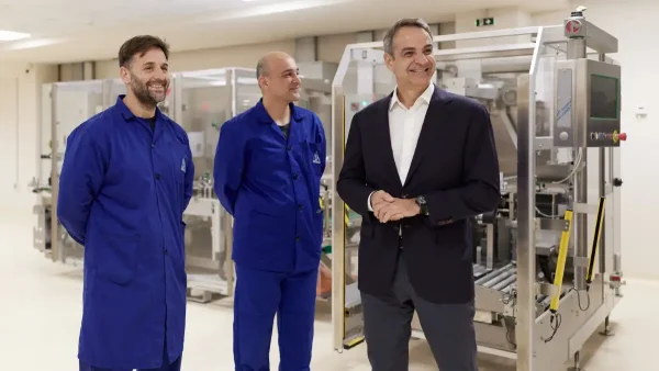 Μητσοτάκης από το νέο hub φαρμάκου στην Τρίπολη: «Επενδύσεις που κάποτε έμοιαζαν επιστημονική φαντασία»