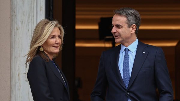 Χειρουργήθηκε για ειλεό στον «Ευαγγελισμό» η Μαρέβα Μητσοτάκη