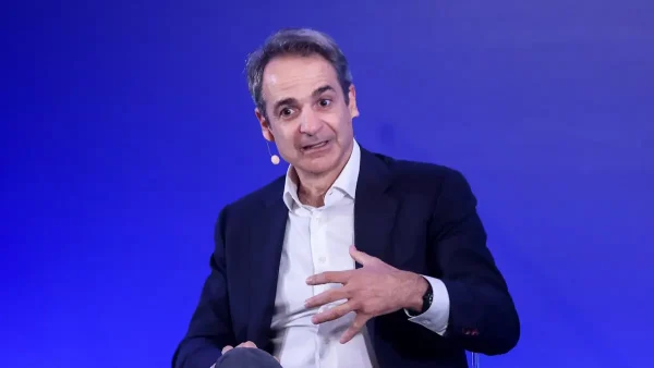 Μητσοτάκης: Το δίλημμα είναι ανάμεσα σε ένα κόμμα με σχέδιο για το αύριο και στο άλλο που θέλει να μας γυρίσει στο 1980