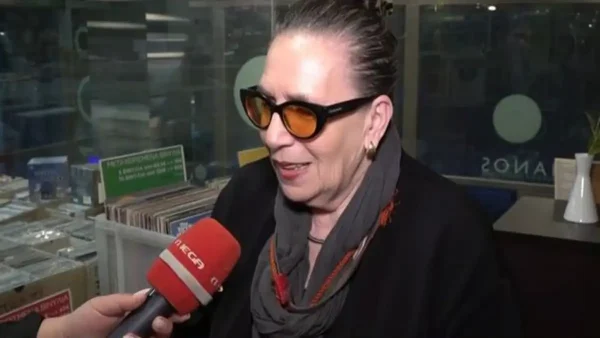 Λίνα Νικολακοπούλου: Η Μαρινέλλα ήταν ένα πλάσμα που θεωρούσα μοναδικό