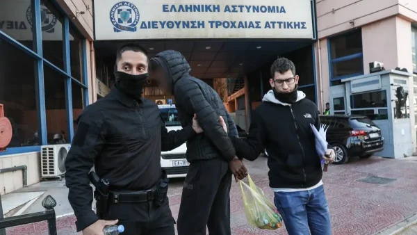 Λιοσίων: «Η κόλαση είναι τίποτα μπροστά σε αυτή που αντιμετωπίζουμε», λέει ο πατέρας της 16χρονης που παρασύρθηκε από τον Σουδανό
