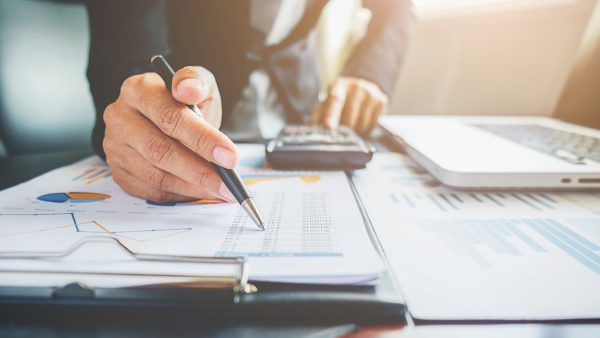 ΑΑΔΕ: Μπλόκο στις απάτες ΦΠΑ με myDATA και «κλειδωμένες» δηλώσεις, στην «τσιμπίδα» των ελέγχων 1.400 επιχειρήσεις