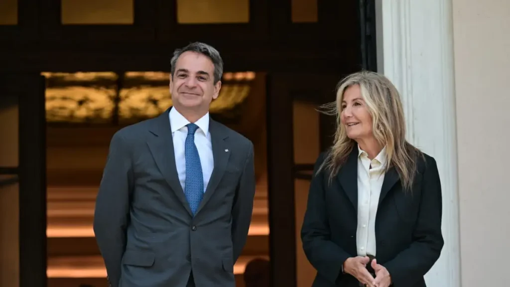 Ο Κυριάκος Μητσοτάκης εύχεται στη Μαρέβα Γκραμπόφσκι για τα γενέθλιά της: «Χρόνια πολλά αγάπη μου»