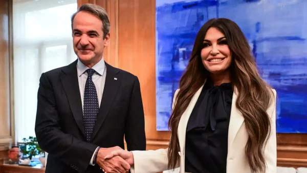Συνάντηση Κυριάκου Μητσοτάκη – Κίμπερλι Γκιλφόιλ στο Μέγαρο Μαξίμου