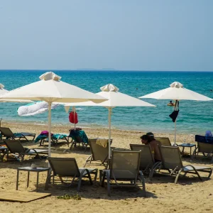 «Τουρισμός για Όλους 2026-2027»: Πάνω από 1,15 εκατ. αιτήσεις – Πότε αναμένεται η κλήρωση για τα voucher
