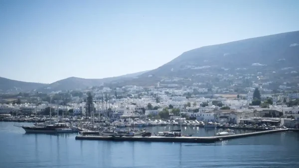 Πάρος: Ταλαιπωρία για 459 επιβάτες λόγω προβλήματος στην άγκυρα του πλοίου τους