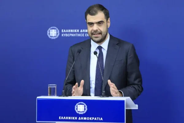 Μαρινάκης σε Τσουκαλά: «Αφήστε τα τσιτάτα και πείτε και πείτε μας αν μιλούσε ο Ανδρουλάκης με τον Χατζηδάκη»