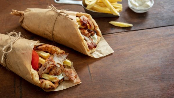 Ανοιχτές θέσεις εργασίας στο ψητοπωλείο «Η Γεύση»