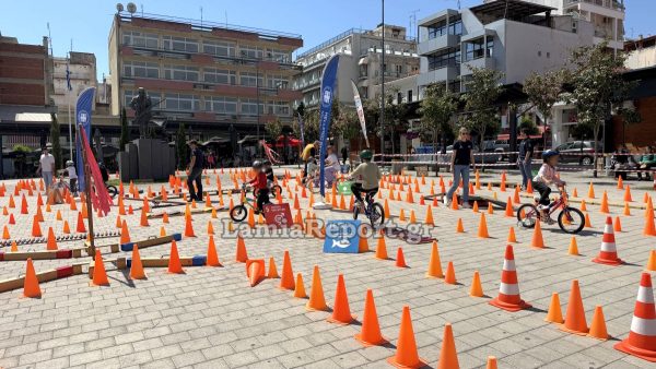 Λαμία: Γέμισε με μικρούς ποδηλάτες η πλατεία Πάρκου (ΒΙΝΤΕΟ-ΦΩΤΟ)