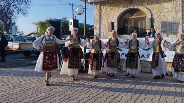 Η αναβίωση του εθίμου της Ρωμάνας στην Κοινότητα Αρκίτσας (ΦΩΤΟ)