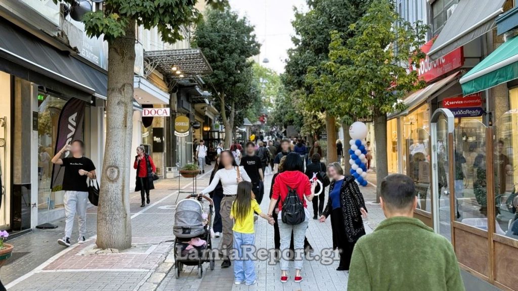 Θερινές εκπτώσεις 2026: Πότε ξεκινούν και ποια Κυριακή θα είναι ανοιχτά τα καταστήματα