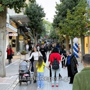 Θερινές εκπτώσεις 2026: Πότε ξεκινούν και ποια Κυριακή θα είναι ανοιχτά τα καταστήματα