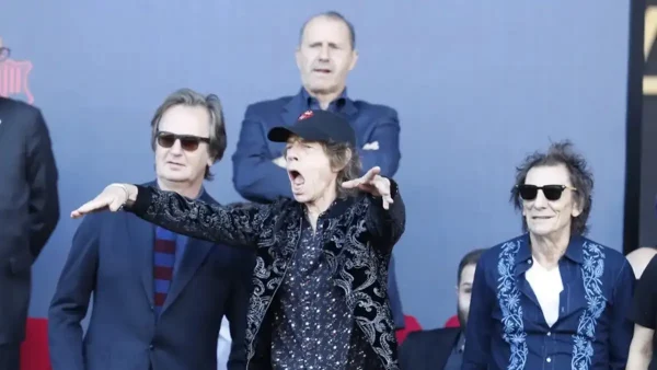 Οι Rolling Stones επιστρέφουν και προϊδεάζουν για τον τίτλο του νέου τους άλμπουμ με διαφημιστική καμπάνια