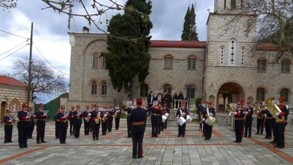 «Όταν η μουσική γίνεται προσευχή» - Το κατανυκτικό βίντεο της Δημοτικής Φιλαρμονικής Λαμίας στη Μονή Δαμάστας