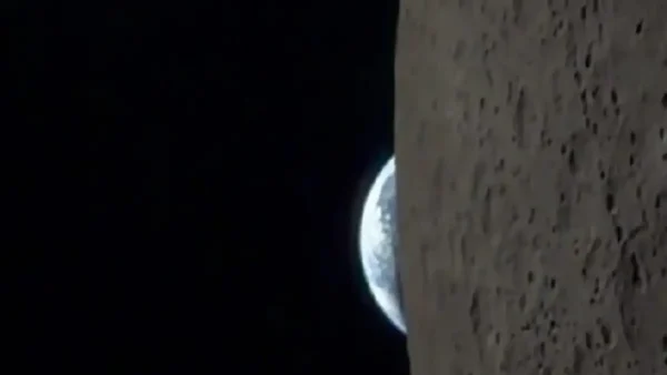 Artemis II: Το συγκλονιστικό βίντεο που τράβηξε αστροναύτης από το διάστημα με IPhone – H στιγμή που η Γη κρύβεται πίσω από τη Σελήνη