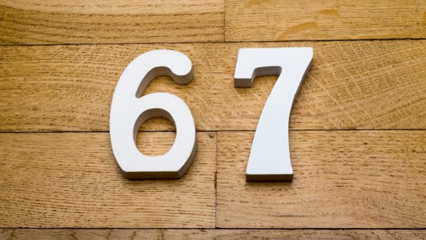 Τι είναι το «67» ή «Six Seven» με το οποίο ο Μητσοτάκης ανακοίνωσε απαγόρευση στα social media για παιδιά κάτω των 15 ετών