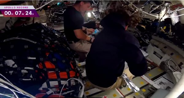 Ιστορικό ρεκόρ: Οι αστροναύτες του Artemis II, έφτασαν στο πιο μακρινό σημείο που έχει φτάσει ποτέ άνθρωπος, δείτε live