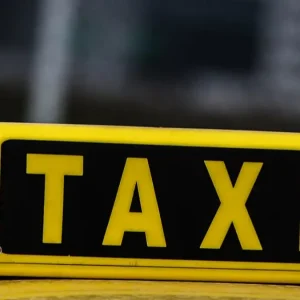 Πήρε ταξί για το μαιευτήριο, αλλά το μωρό βιάστηκε να... βγει: Η μητέρα ήταν ψύχραιμη και το παιδί πανέμορφο, λέει ο οδηγός