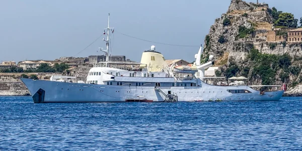 Πωλείται η θρυλική θαλαμηγός του Αριστοτέλη Ωνάση «Christina O» - Ζαλίζει η τιμή της