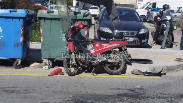 Τροχαίο με ντελιβερά το πρωί στη  Λαμία - Στο νοσοκομείο διακομίστηκε ο άτυχος δικυκλιστής - ΦΩΤΟ
