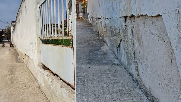 Επικίνδυνο ετοιμόρροπο τοιχίο σε δρόμο που παίζουν παιδιά