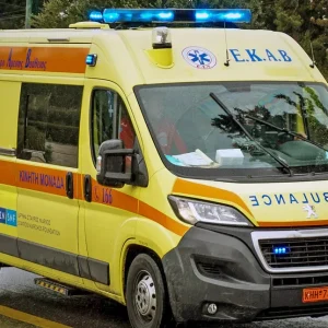 Ρέθυμνο: 22χρονη έπεσε από τον 2ο όροφο πολυκατοικίας – Νοσηλεύεται τραυματισμένη στο νοσοκομείο