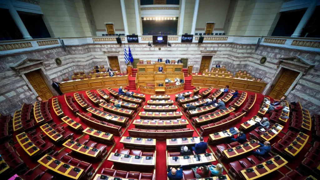 Συνταγματική αναθεώρηση: Οι 3 παρεμβάσεις που φέρνει η πρόταση της ΝΔ