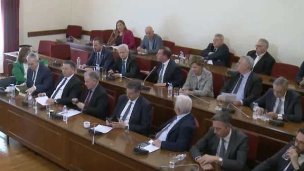 Καβγάς Κωνσταντοπούλου-Δουδωνή εκτός ορίων, τον κατηγόρησε για σύμπραξη με τη ΝΔ -«Μείζον σκάνδαλο» -«Υπηρετείτε σχέδιο»