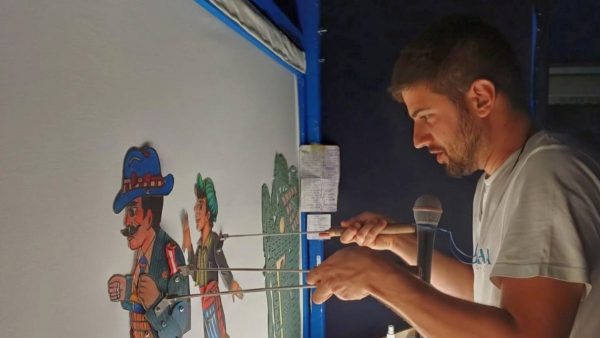 Ο αγαπημένος "Καραγκιόζης" έρχεται σήμερα Κυριακή στη Λαμία για μια ξεκαρδιστική παράσταση