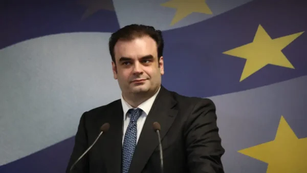 Πιερρακάκης: Ψηφιακό ευρώ, τραπεζική ενοποίηση και τεχνητή νοημοσύνη τα θέματα στην ατζέντα