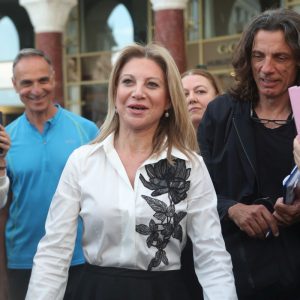 Μαρία Καρυστιανού: Ο Κυριάκος Μητσοτάκης διαλέγει ως αντίπαλο τον Αλέξη Τσίπρα γιατί τον βολεύει
