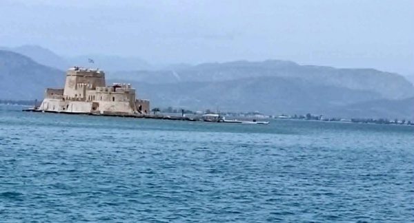 Μέλη του ΚΑΠΗ Λιβανατών επισκέφθηκαν το Ναύπλιο