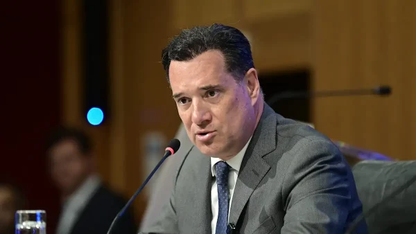 Γεωργιάδης: Αποσύρονται από τα περίπτερα και μίνι μάρκετ όλα τα προϊόντα κάνναβης