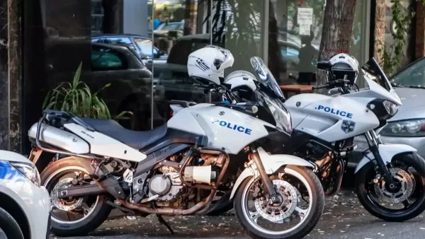 Κοζάνη: Ηλικιωμένη έδωσε 80.000 ευρώ σε απατεώνες – Χειροπέδες σε 47χρονο