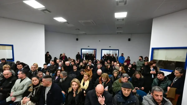 Τέμπη: Μεγάλωσε η αίθουσα της δίκης, αυξήθηκαν κατά 100 οι θέσεις