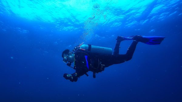 Μαλδίβες: Βασανιστικός ο θάνατος των 5 δυτών – Η οφθαλμαπάτη στο σπήλαιο που τους παγίδευσε – «Δεν υπήρχε διαφυγή»