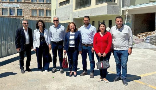 Στο Δημοτικό Συμβούλιο του Δήμου Δελφών ο Φάνης Σπανός για να παρουσιάσει το Περιφερειακό Πρόγραμμα Ανάπτυξης