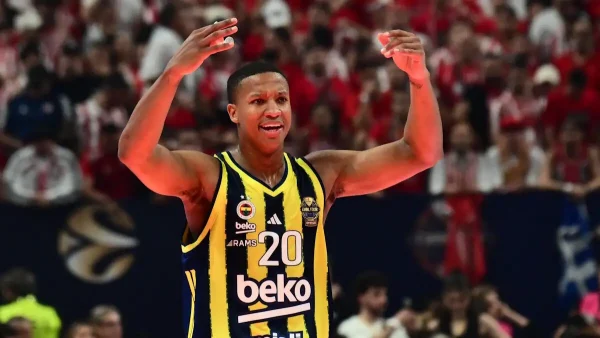 Φενέρμπαχτσε κατά Euroleague: «Νύχτα ντροπής, 5.000 οπαδοί του Ολυμπιακού μπήκαν χωρίς εισιτήριο»