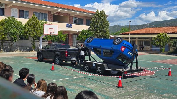 Λαμία: Συνεχίζονται οι δράσεις της ΕΛΑΣ για την ενημέρωση των μαθητών σε θέματα κυκλοφοριακής αγωγής