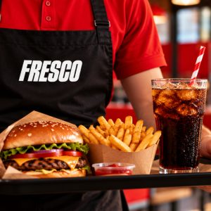 Το "Fresco" αναζητά σερβιτόρους - σερβιτόρες