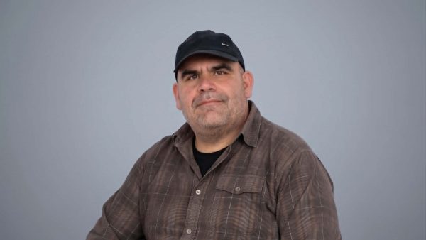 Ο Ραχιώτης στιχουργός Γιώργος Γραμματικός υπογράφει το νέο τραγούδι του Νικόλα Χατζόπουλου